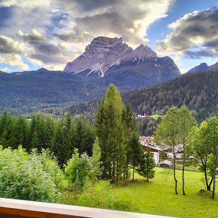 Апартаменти Deliziosa Mansarda Con Vista Dolomiti Сан-Віто-ді-Кадоре Екстер'єр фото