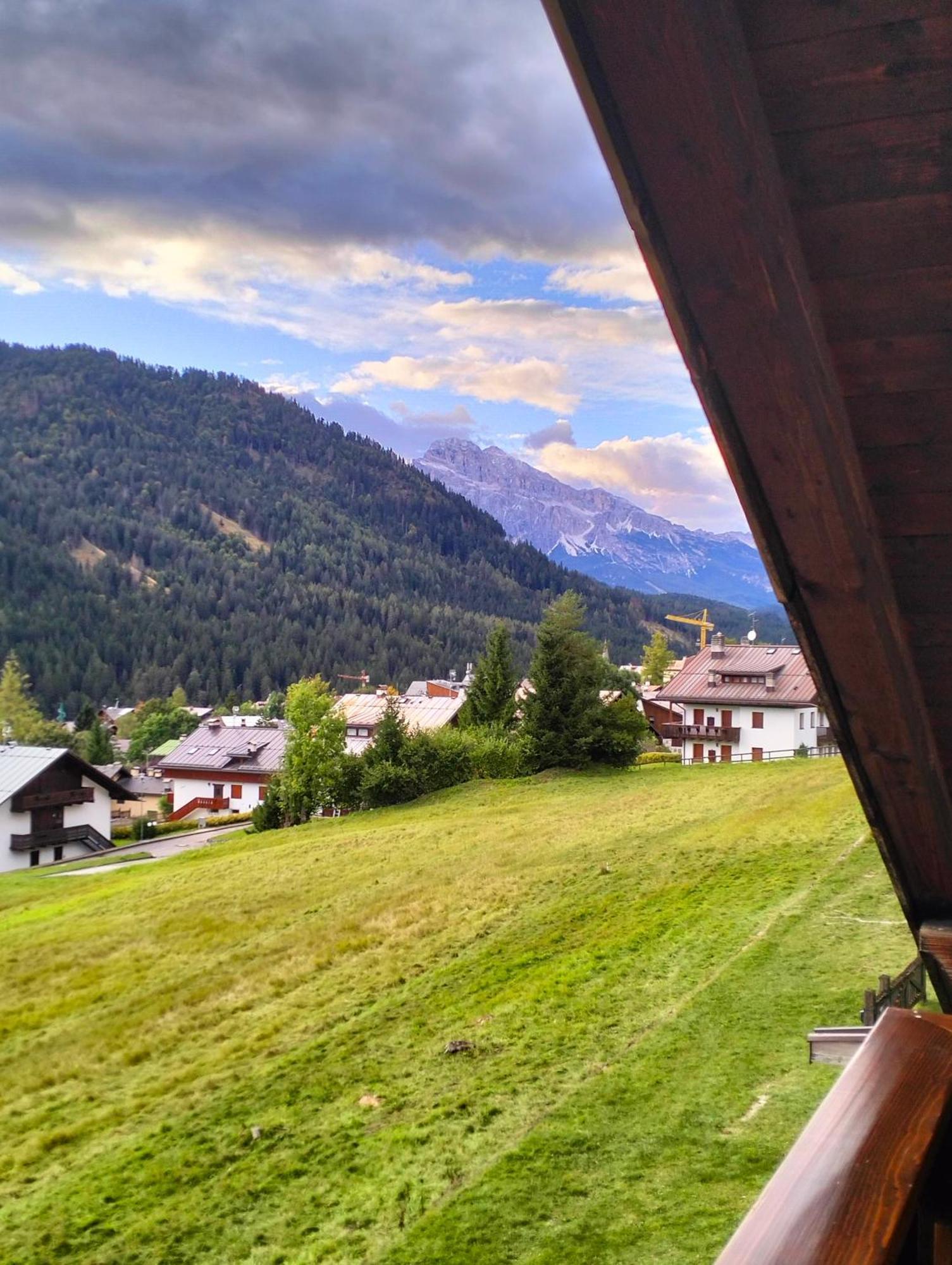 Апартаменти Deliziosa Mansarda Con Vista Dolomiti Сан-Віто-ді-Кадоре Екстер'єр фото